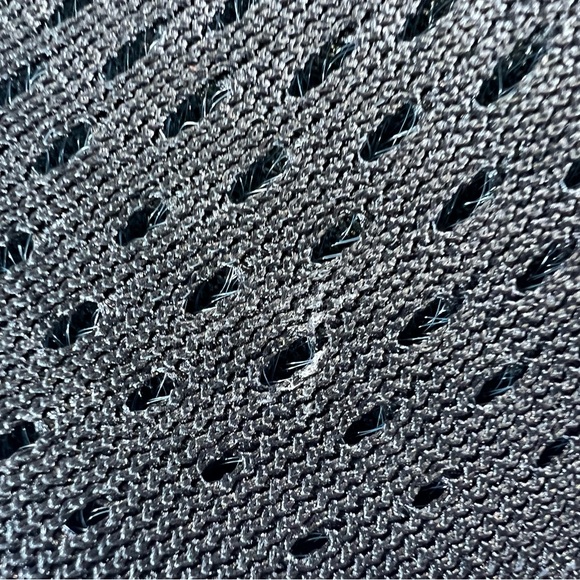 NEW BALANCE - Men's 520 V8 Running Shoe in the color Black/Black - Size:14 EUC - Picture 11 of 12